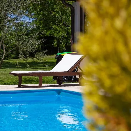 Beautiful Morena With Private Swimming Pool Near Porec *