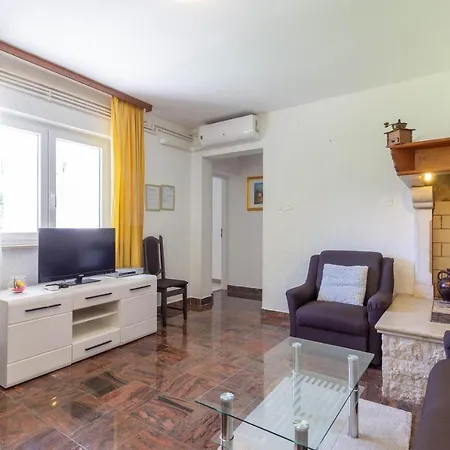 Beautiful Morena With Private Swimming Pool Near Porec *