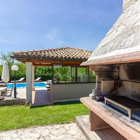 Beautiful Morena With Private Swimming Pool Near Porec * Basici
