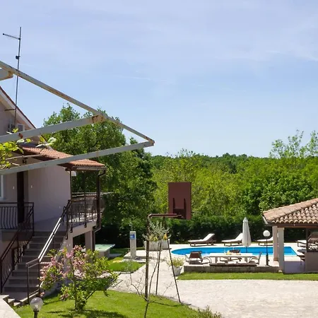 Beautiful Morena With Private Swimming Pool Near Porec *