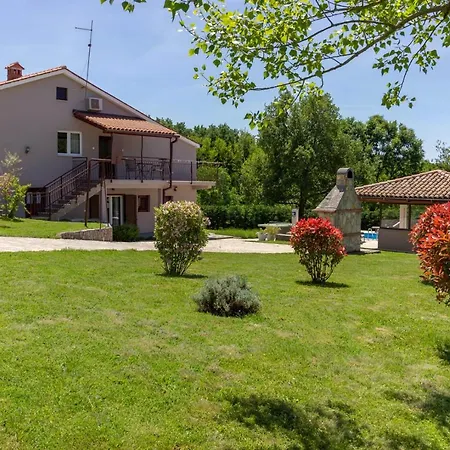 Beautiful Morena With Private Swimming Pool Near Porec Villa *